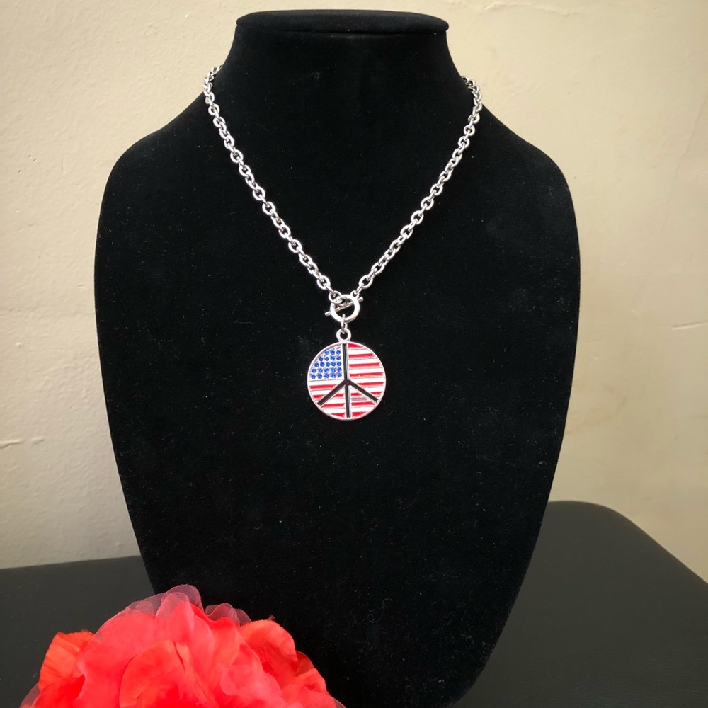 American peace sign necklace